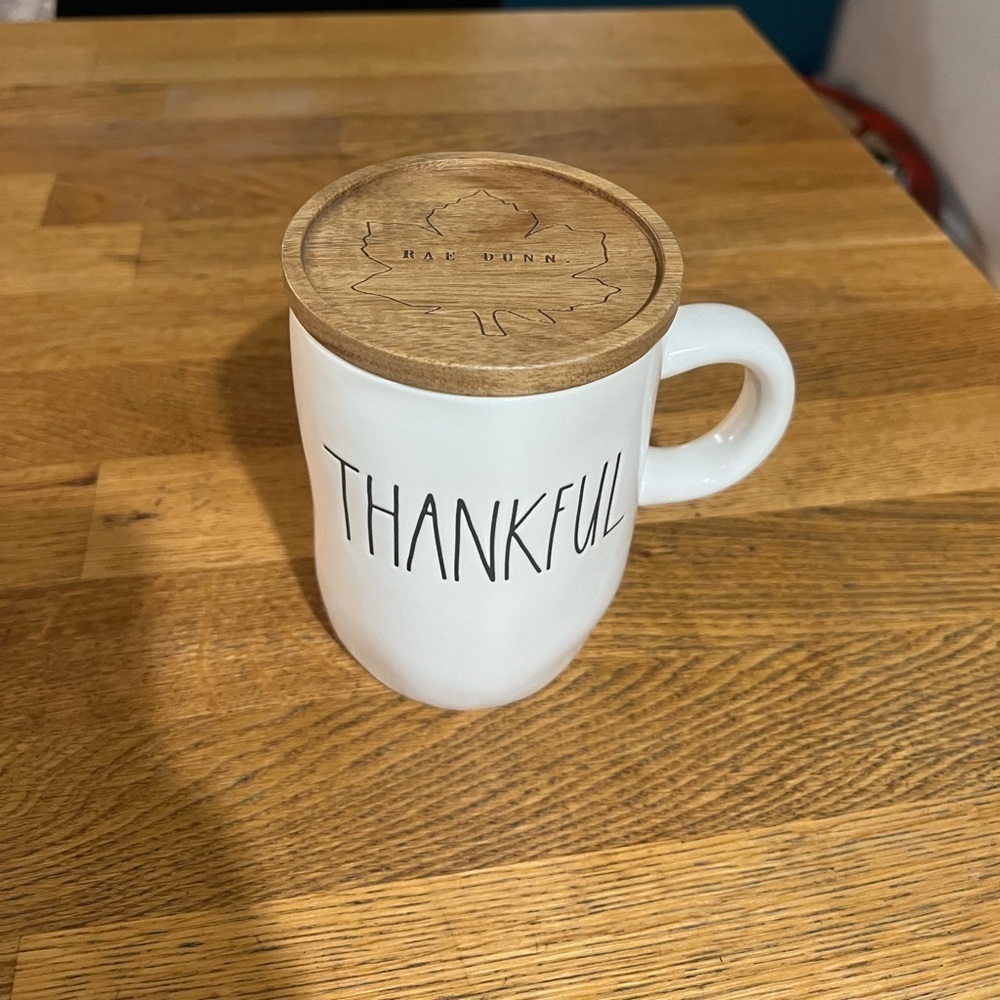 Rae Dunn Thankful Mug With Lid